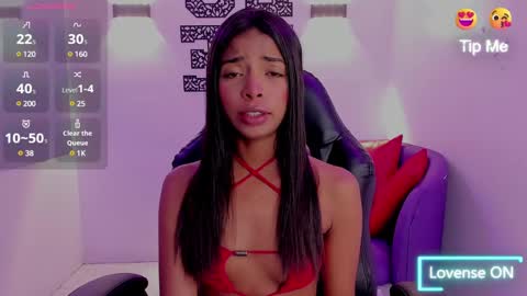 Snapshot of natasha_smith_ws chatting on December 17, 4:32 pm Natasha online show from December 17, 4:32 pm