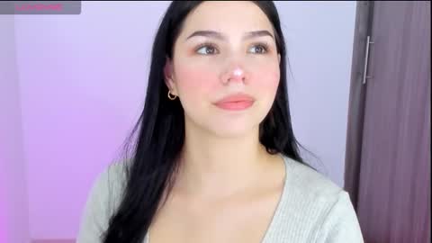 Snapshot of natasha_su chatting on December 14, 6:45 pm Natalia online show from December 14, 6:45 pm