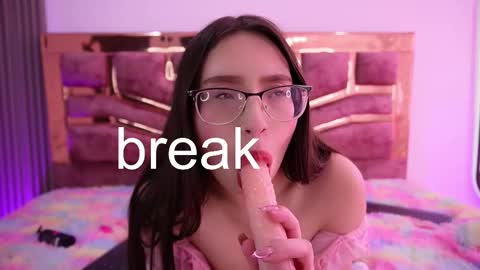 Natasha Vesper  online show from November 21, 12:59 pm