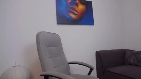 natashaboobs online show from December 10, 10:38 am