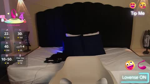 Natasha Mason online show from September 12, 8:09 pm