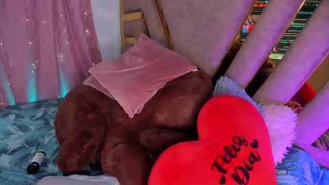 Snapshot of natashamendoza23 chatting on February 16, 1:58 am Natasha online show from February 16, 1:58 am