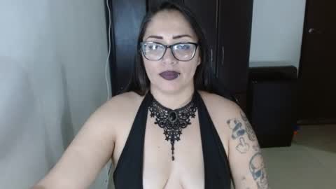 Natasha Smithe  online show from August 8, 12:24 am