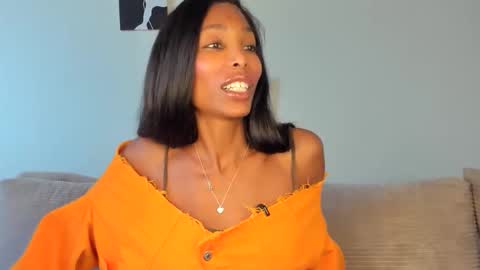Snapshot of natassiadreamsxxx chatting on March 27, 11:59 pm Natassia Dreams online show from March 27, 11:59 pm