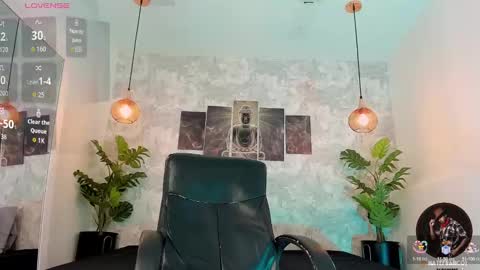 Snapshot of nate_franco chatting on October 17, 3:10 am Nate Franco online show from October 17, 3:10 am