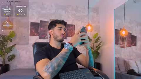 Snapshot of nate_franco chatting on December 22, 4:20 am Nate Franco online show from December 22, 4:20 am