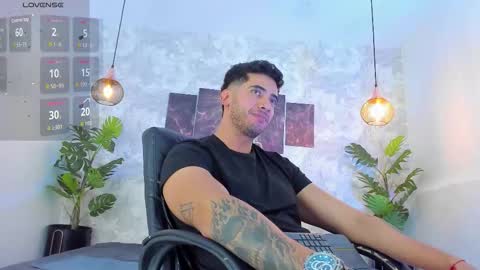 Snapshot of nate_franco chatting on February 7, 4:27 am Nate Franco online show from February 7, 4:27 am