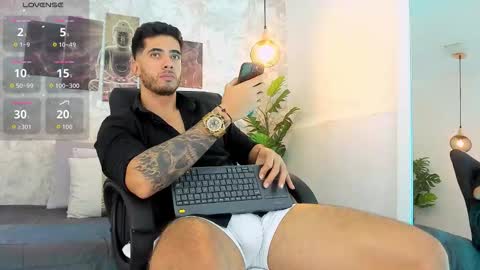 Snapshot of nate_franco chatting on February 28, 5:14 pm Nate Franco online show from February 28, 5:14 pm