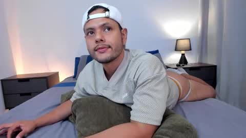 Nate Ocean online show from February 11, 5:01 am