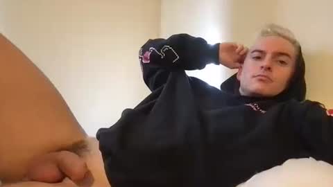 Snapshot of natetheexplorer chatting on November 11, 8:42 pm natetheexplorer online show from November 11, 8:42 pm