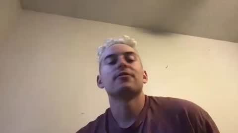 Snapshot of natetheexplorer chatting on November 14, 10:18 pm natetheexplorer online show from November 14, 10:18 pm