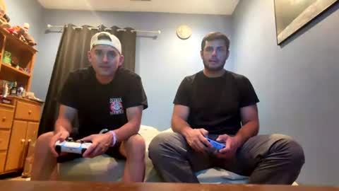 natetheexplorer online show from August 6, 1:18 am