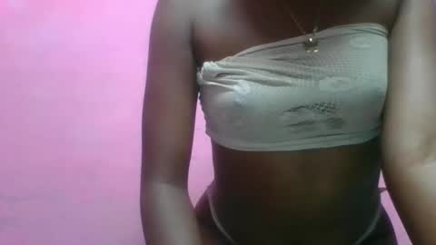 nathalia069 online show from February 19, 10:28 pm