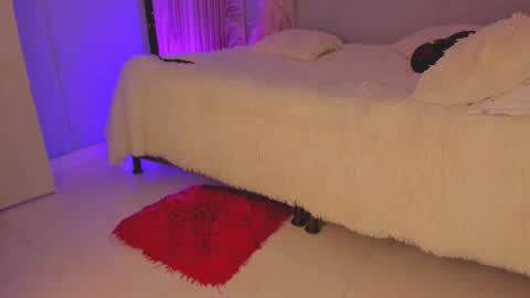 Snapshot of nathalia_evans chatting on October 29, 8:05 am Nataly independent model dont forget to leave your like that will help me grow as a model online show from October 29, 8:05 am