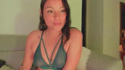 Snapshot of nathalia_evans chatting on November 27, 3:30 am Nataly independent model dont forget to leave your like that will help me grow as a model online show from November 27, 3:30 am