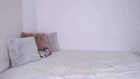 Snapshot of nathaliasmith chatting on March 5, 5:29 am Nathalia online show from March 5, 5:29 am