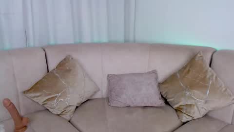 Snapshot of nathaliasmith chatting on March 8, 5:28 am Nathalia online show from March 8, 5:28 am