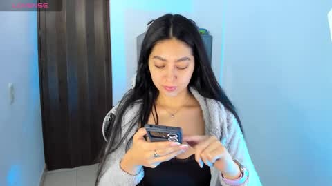 Nathalie online show from December 17, 5:02 am