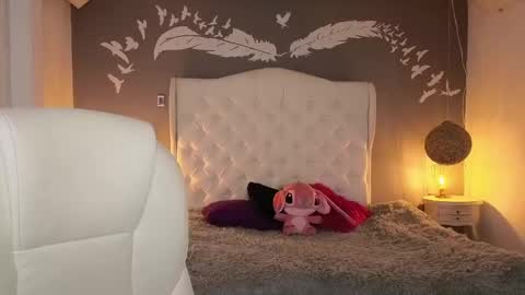 Snapshot of nathaly_blue chatting on January 31, 6:47 pm nathaly_blue online show from January 31, 6:47 pm