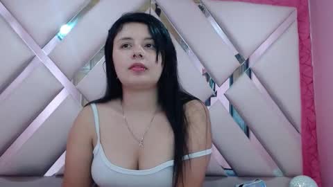 Snapshot of nathaly_low chatting on November 5, 2:55 am nathaly low online show from November 5, 2:55 am