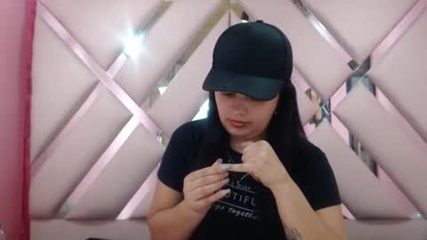 nathaly low online show from December 20, 3:13 am