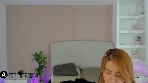 Snapshot of nathalyn05 chatting on May 23, 10:41 am NATHALY online show from May 23, 10:41 am