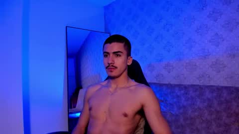 nathan_baker__ online show from December 3, 12:03 pm