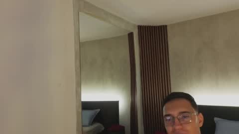 Snapshot of nathan_gross chatting on May 25, 1:50 pm nathan_gross online show from May 25, 1:50 pm