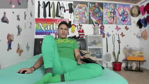 Snapshot of nathan_sanchez chatting on September 21, 1:18 am Nathan online show from September 21, 1:18 am