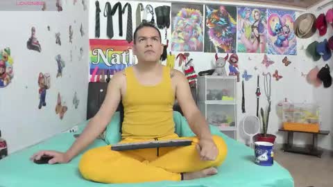 Snapshot of nathan_sanchez chatting on November 3, 4:47 am Nathan online show from November 3, 4:47 am