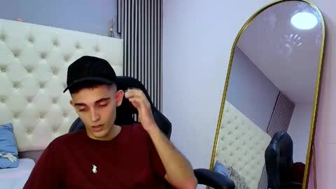 nathan_shimmer online show from April 27, 3:26 am