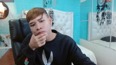 nathanclay online show from November 2, 3:31 am