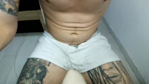 Snapshot of nathann92 chatting on July 19, 7:28 pm nathann92 online show from July 19, 7:28 pm