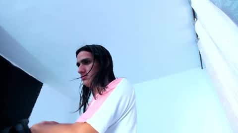 Snapshot of nati_sm chatting on February 8, 12:17 pm Nati online show from February 8, 12:17 pm