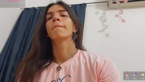 Snapshot of nati_sm chatting on October 15, 6:35 am Nati online show from October 15, 6:35 am