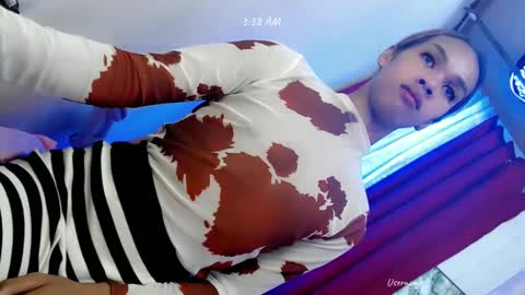 Snapshot of native_princess1 chatting on February 25, 7:36 pm native_princess1 online show from February 25, 7:36 pm