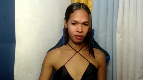Snapshot of native_princess1 chatting on March 12, 10:05 am native_princess1 online show from March 12, 10:05 am