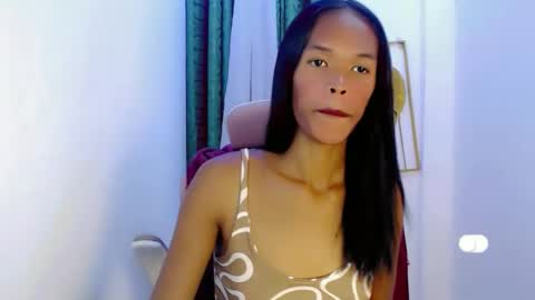 Snapshot of native_princess1 chatting on October 18, 10:38 am native_princess1 online show from October 18, 10:38 am