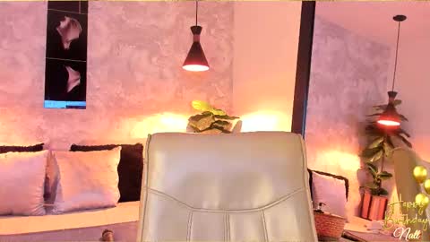 Snapshot of natt_collins chatting on October 30, 12:01 am Natalia online show from October 30, 12:01 am