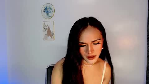 Nathalie smith online show from February 4, 10:43 am