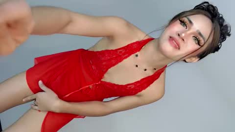 Nathalie smith online show from April 29, 5:11 am