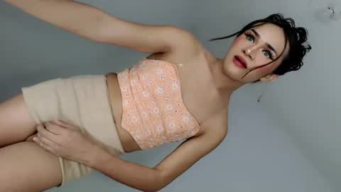 Nathalie smith online show from June 22, 3:19 am