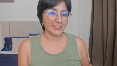 Nathalie online show from February 2, 7:12 pm