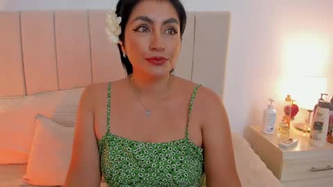 Nathalie online show from May 3, 12:33 pm
