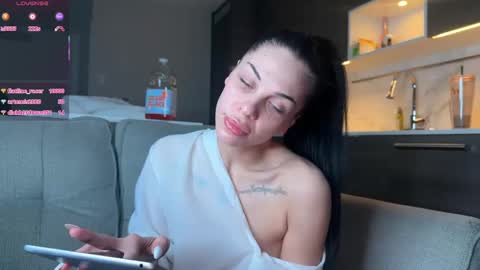 NATTY FIERROS online show from February 25, 12:03 pm