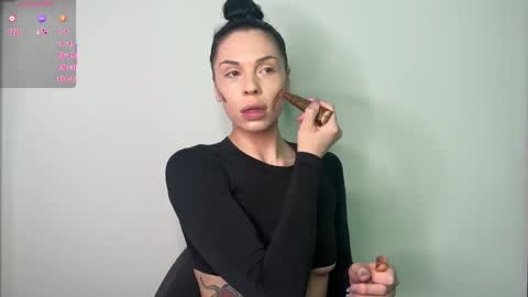 NATTY FIERROS online show from March 12, 4:24 pm