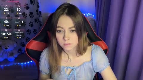 Snapshot of natural_babe666 chatting on February 10, 9:47 am natural_babe666 online show from February 10, 9:47 am