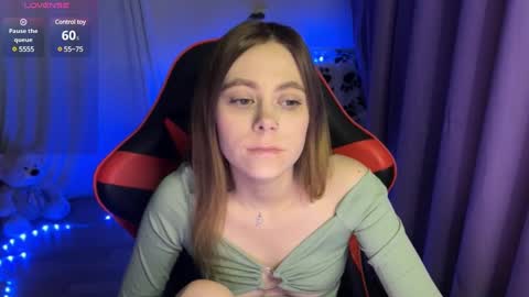 Snapshot of natural_babe666 chatting on March 5, 6:12 pm natural_babe666 online show from March 5, 6:12 pm