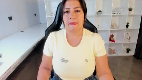 Jazmin Bigboobs online show from June 6, 7:51 pm