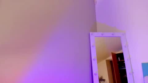 Snapshot of natural_meri_ chatting on October 13, 5:29 am Meri online show from October 13, 5:29 am